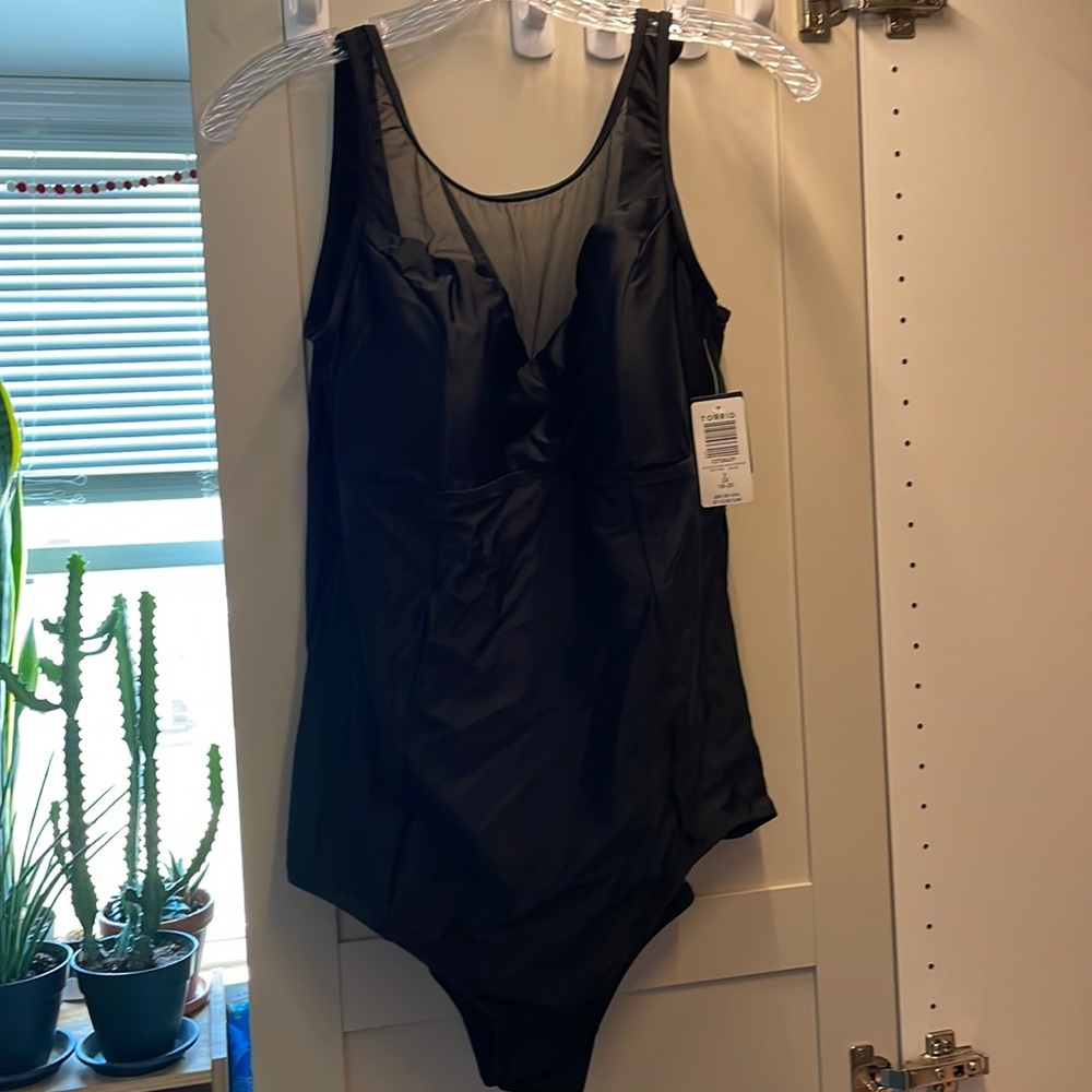 NWT Torrid size 2 black one piece swim suit